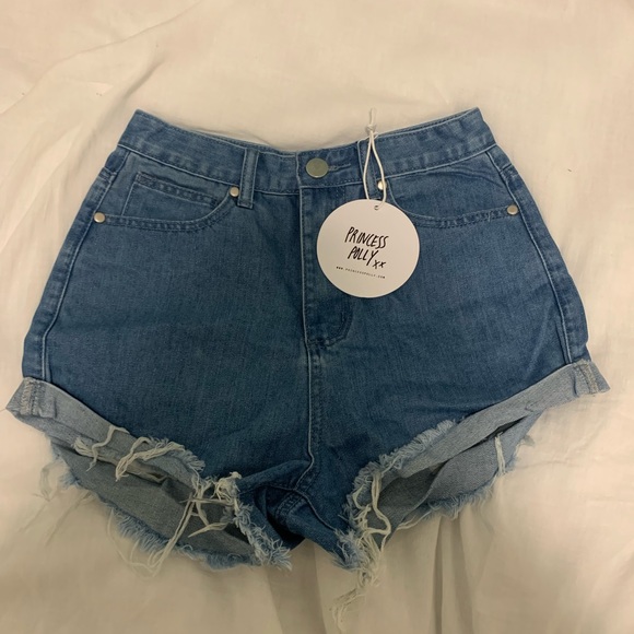 Princess Polly denim shorts - Picture 5 of 5